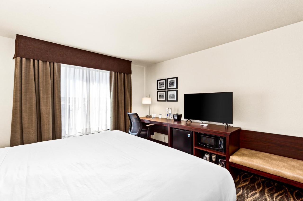 Cobblestone Hotel & Suites スペリオル エクステリア 写真