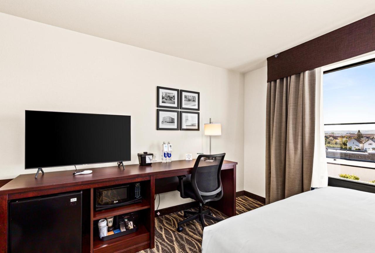 Cobblestone Hotel & Suites スペリオル エクステリア 写真